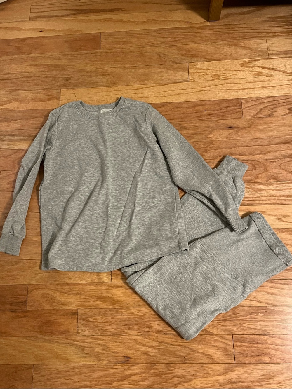 GAP maternity set in grey, size small